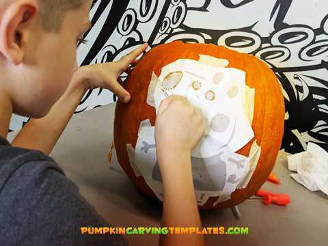 bluey pumpkin stencil printable