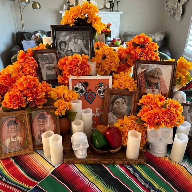 coco ofrenda family pictures printable